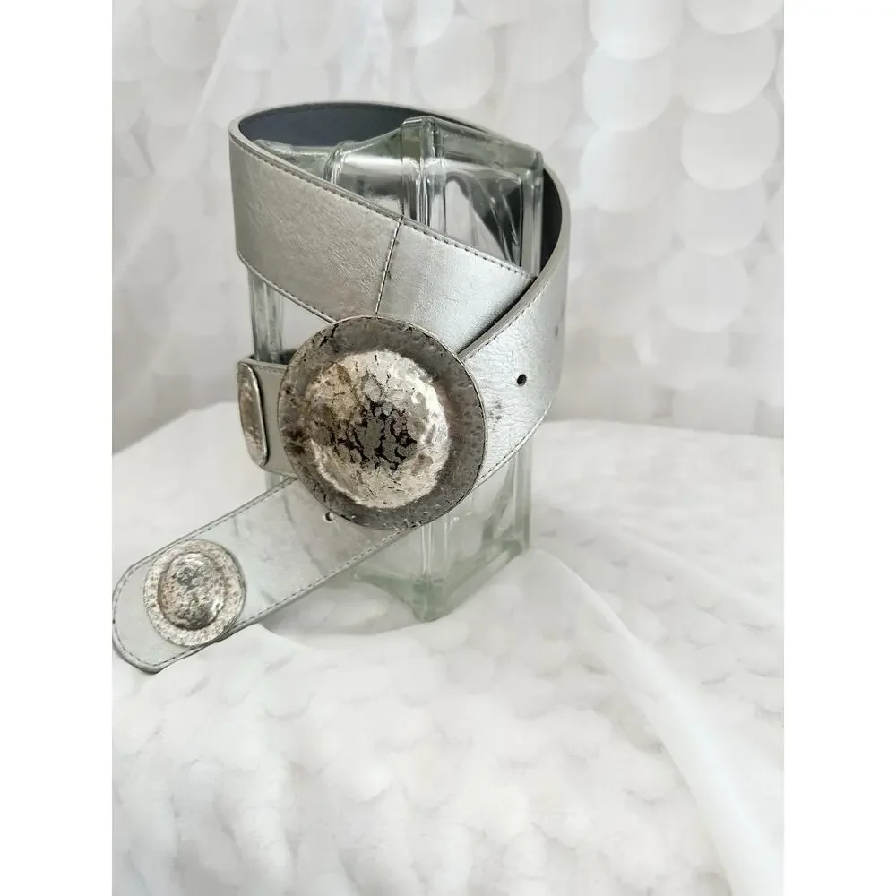 Chicos Silver Metallic White Fashion Belt Genuine Leather Medium Huge Buckle